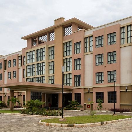 Protea Hotel By Marriott Benin City Select Emotan Exterior foto